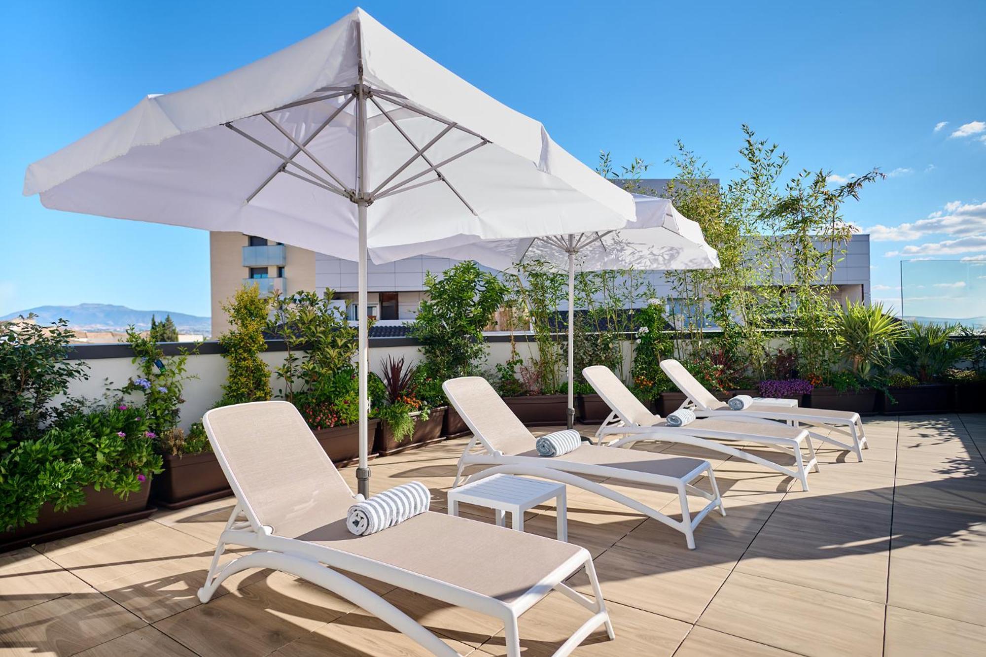 Apartamentos Luna Suites Granada Buitenkant foto